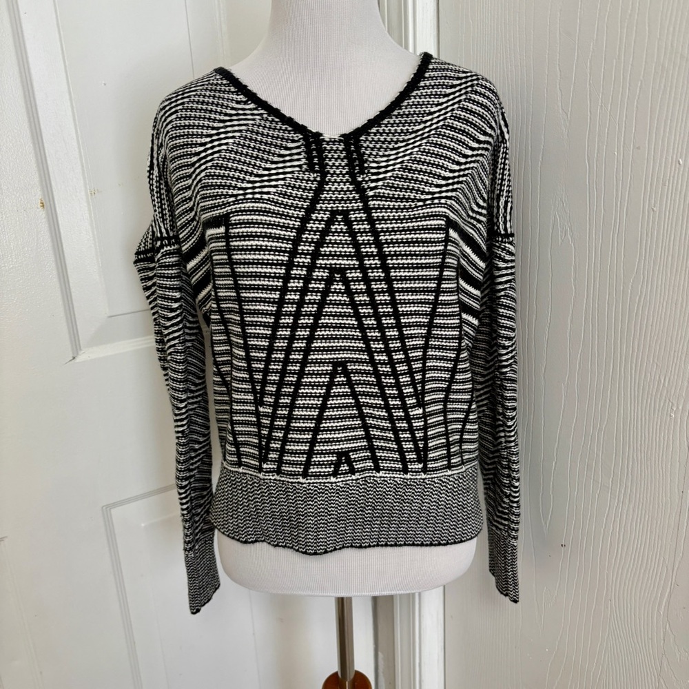 Fate Sweater F4